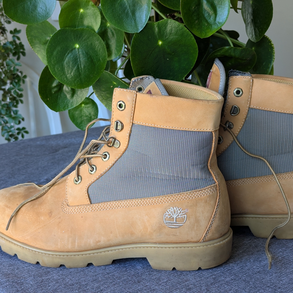 Timberland Men's Tan and Gray Boots
